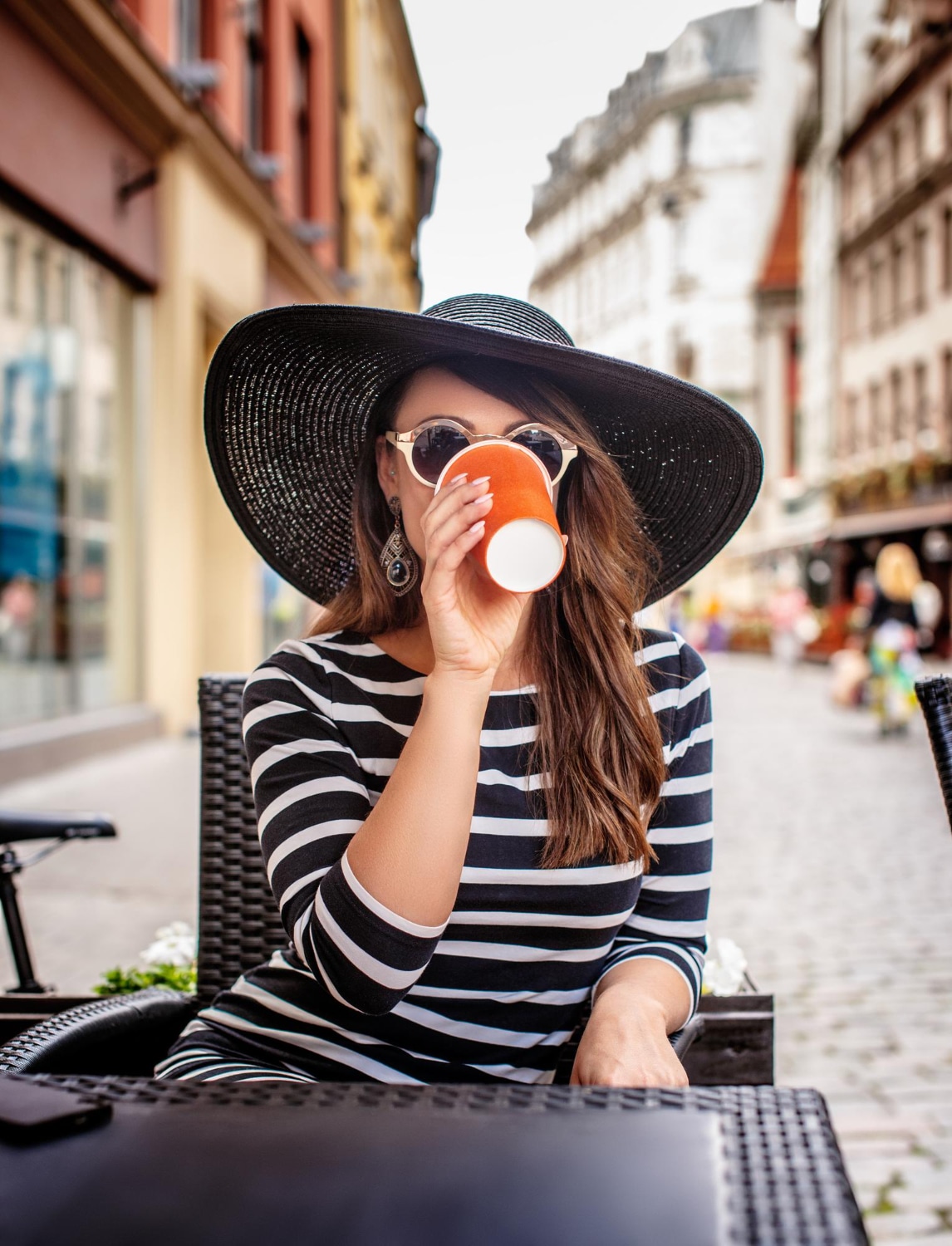 espresso, cobblestones & no rush โ